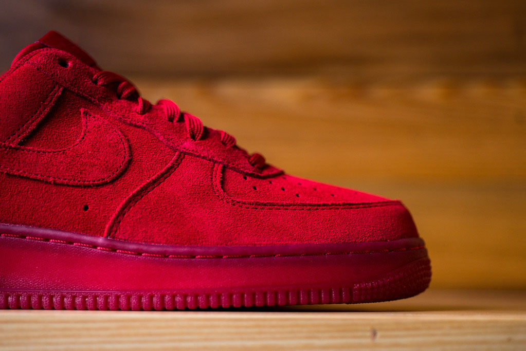 Nike Air Force 1 Low Red Suede (3)