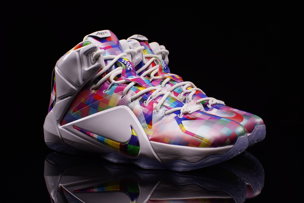 Nike LeBron 12 Prism / Finish Your Breakfast 748861-900 (1)