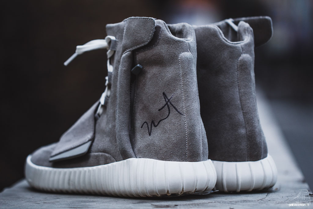 adidas Yeezy Boost Signed by Kanye West adidas Yeezy Signed Kanye West Fan (5)