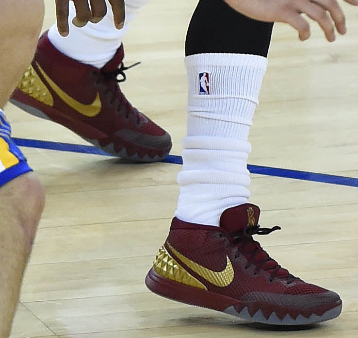 Kyrie Irving wearing a Wine/Gold Nike Kyrie 1 PE for Game 1 of the NBA Finals (8)