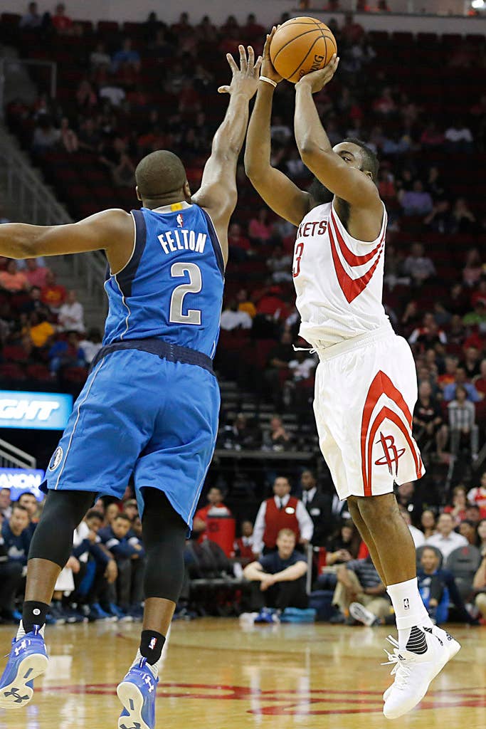 James Harden Wears All-White adidas Crazylight Boost 2015 (1)