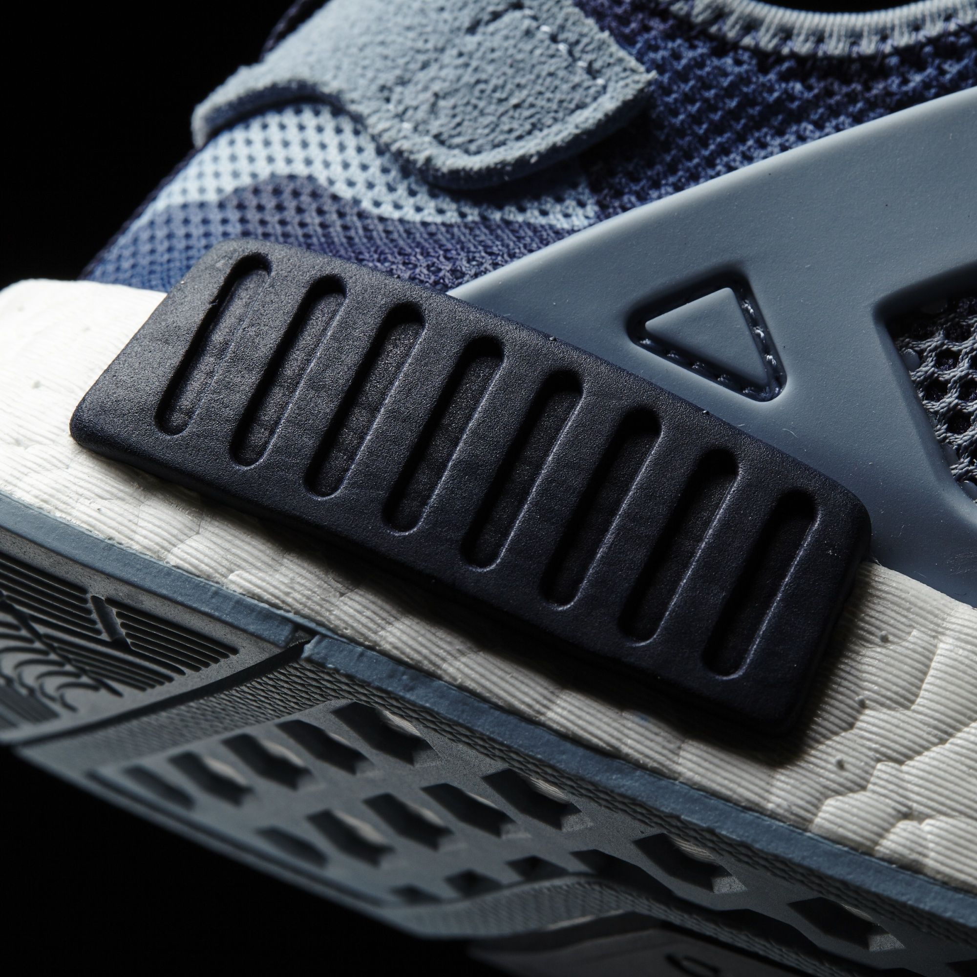 Adidas NMD XR1 Blue Camo Detail