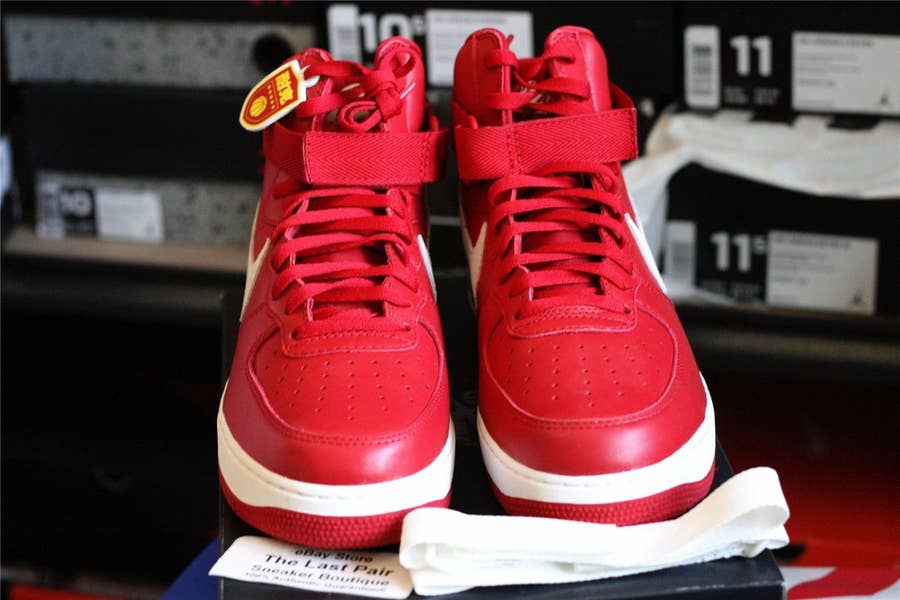 Nike Air Force 1 High Retro QS Gym Red