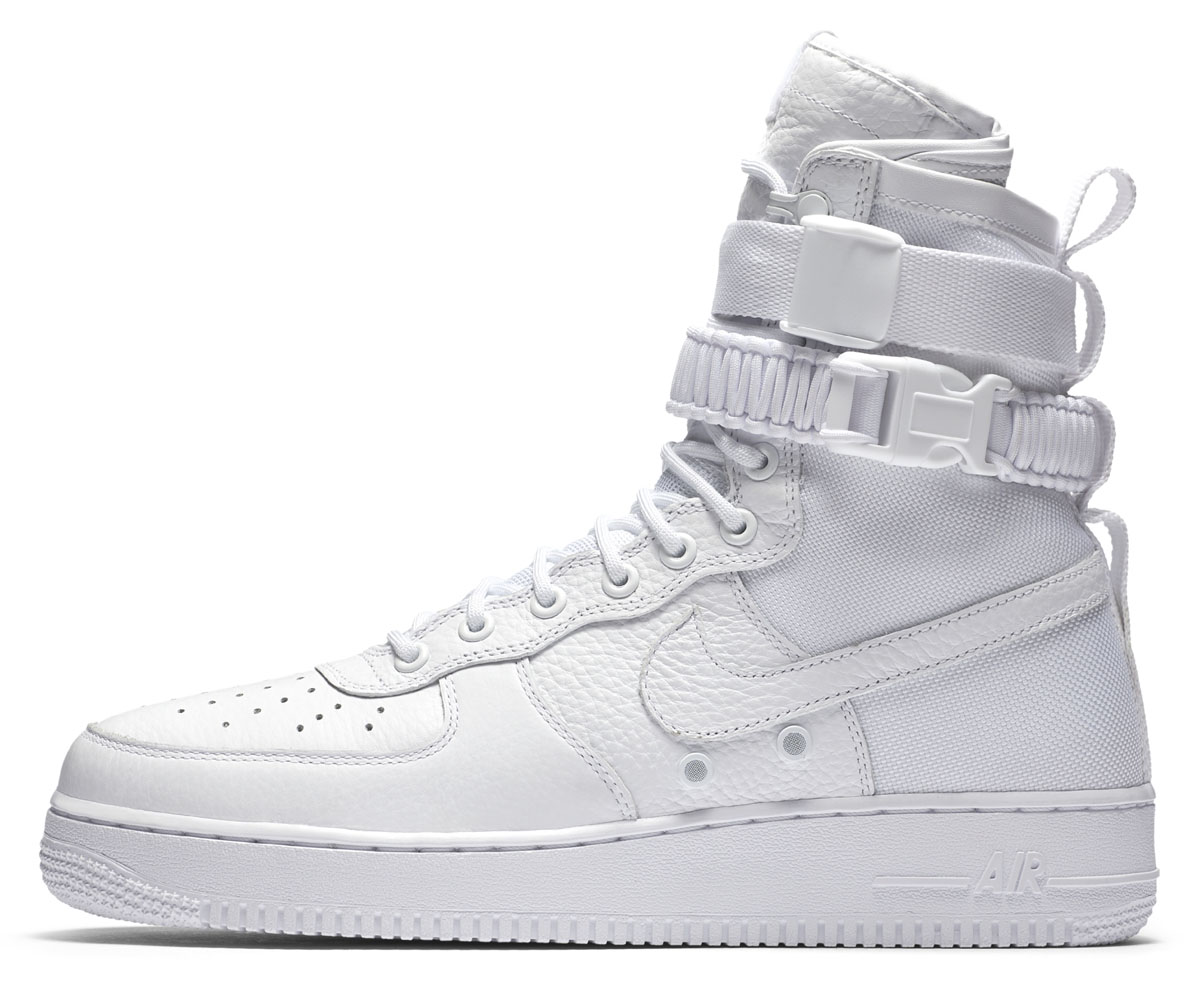 cálmese fragmento caravana More "Triple White" Nike Special Field Air Force 1s Are Releasing | Complex