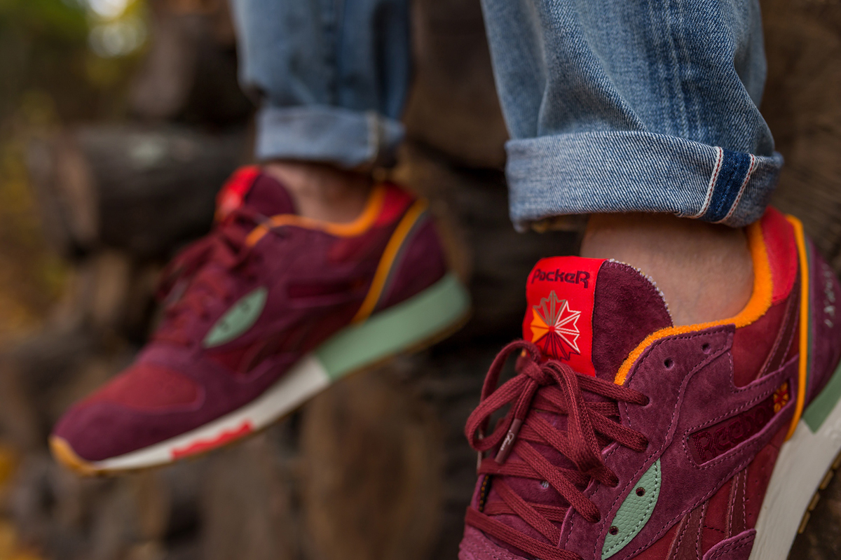 Packer Reebok Celebrate the Arrival of Autumn
