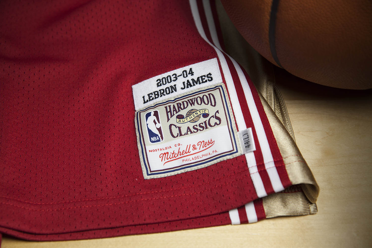 Mitchell &amp; Ness LeBron James Rookie Jersey Tag