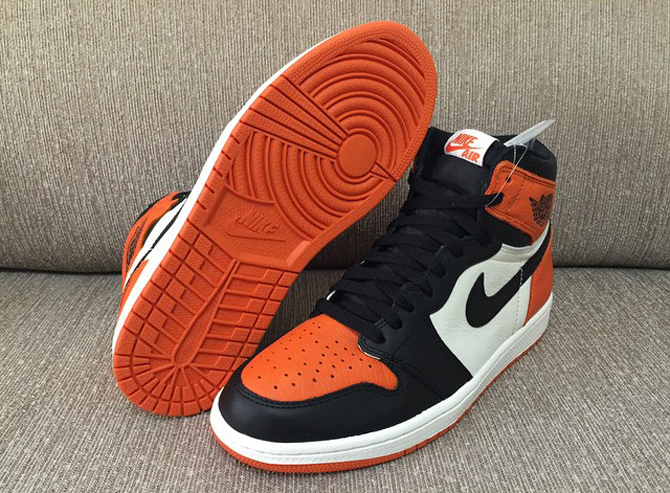 The Air Jordan 1 'Shattered Backboard' Will Also Release Unlaced