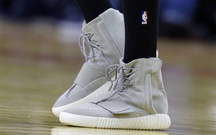 Nick Young Playing in the adidas Yeezy 750 Boost (4)