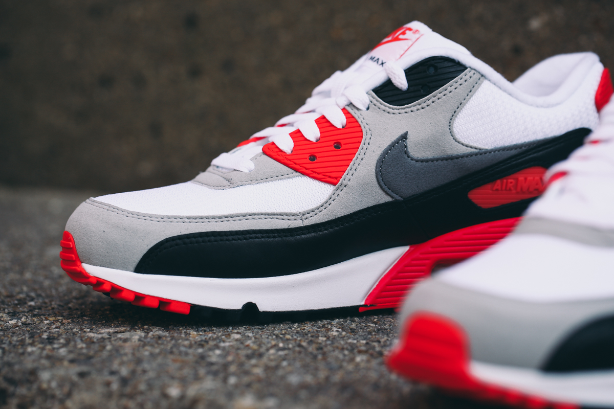 Your Best Look Yet at the 2015 'Infrared' Air Max 90s | Complex