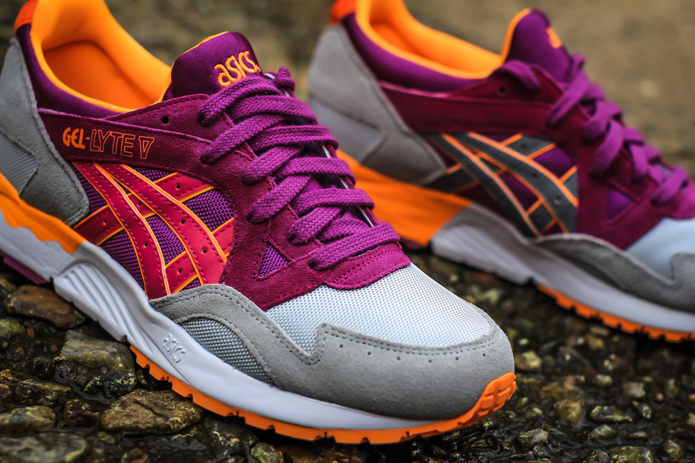 Asics gel shop lyte v purple