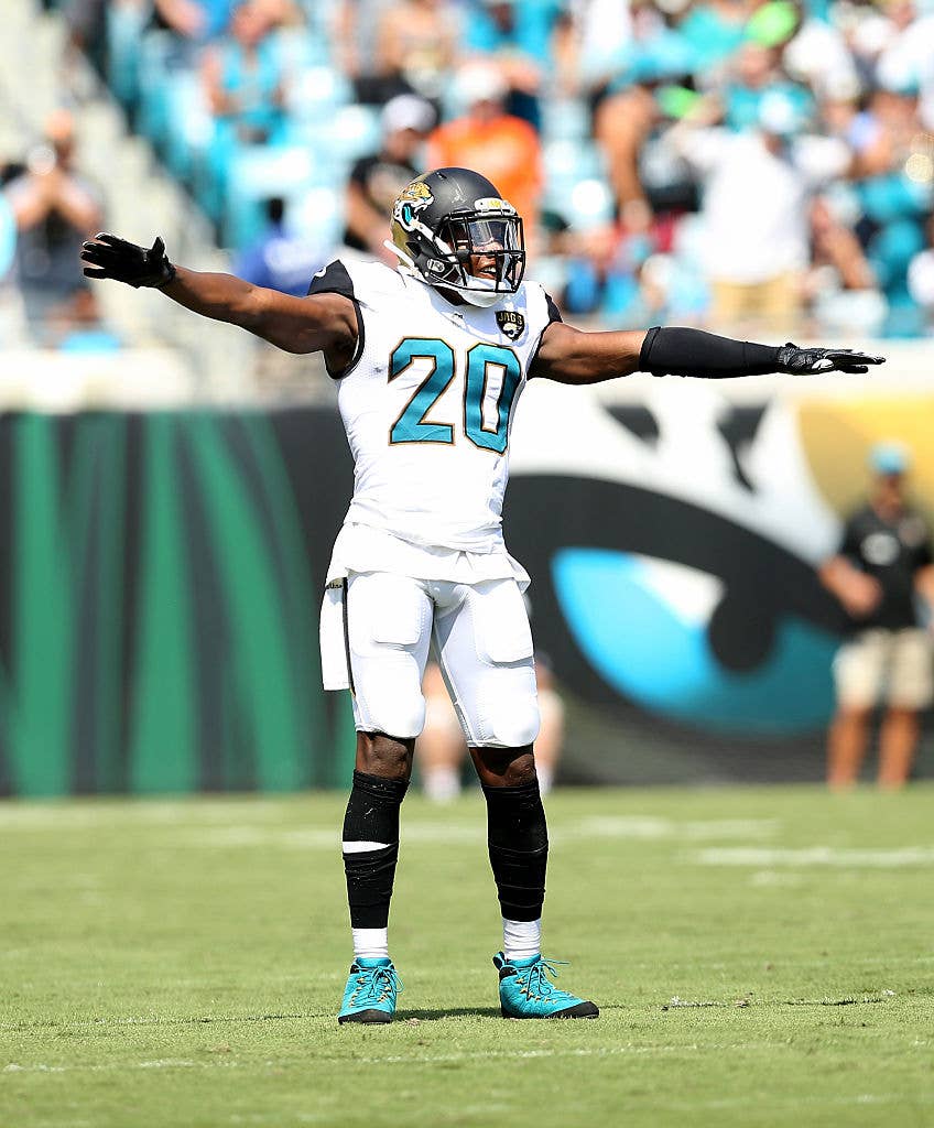 Nice Kicks on X: Jalen Ramsey rocked custom adidas Kobe Crazy 8-inspired  cleats by @TheShoeSurgeon in tonight's #NFL Playoff win 