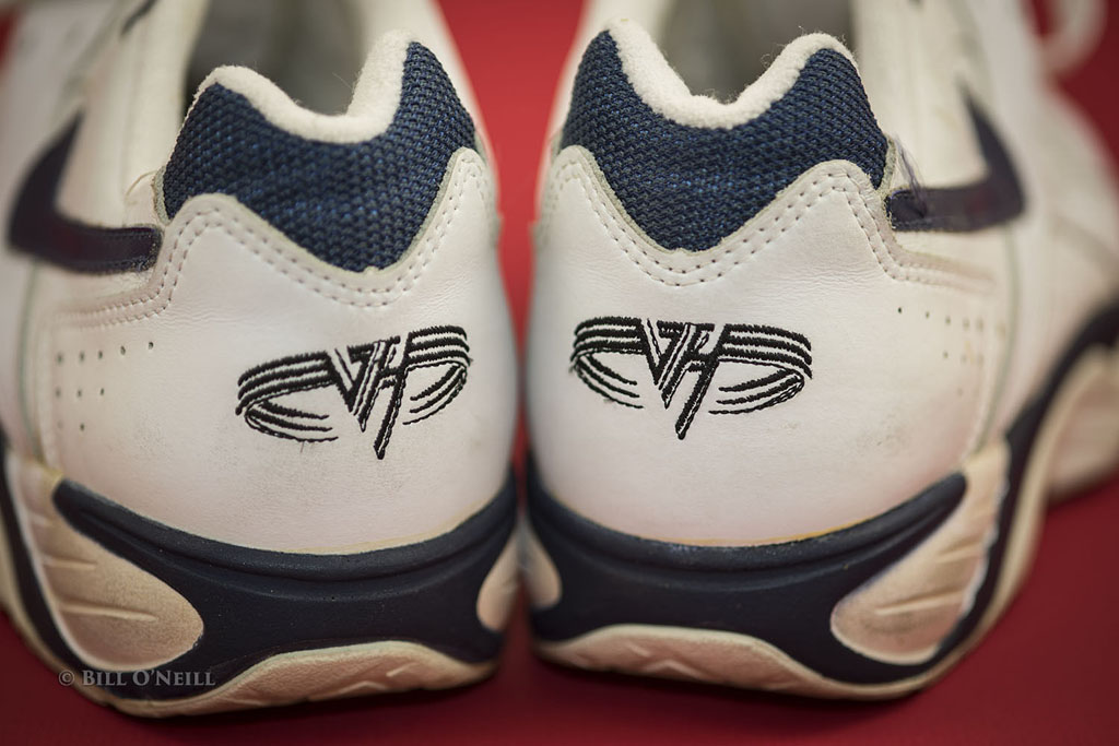Inconsistent tumor Huiswerk Eddie Van Halen Had His Own Nike Shoe | Complex