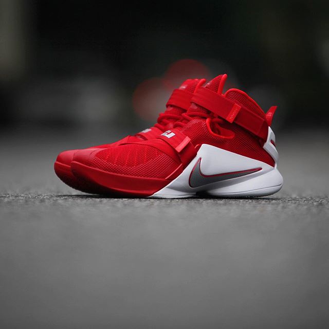 Lebron soldier hot sale 9 buckeyes