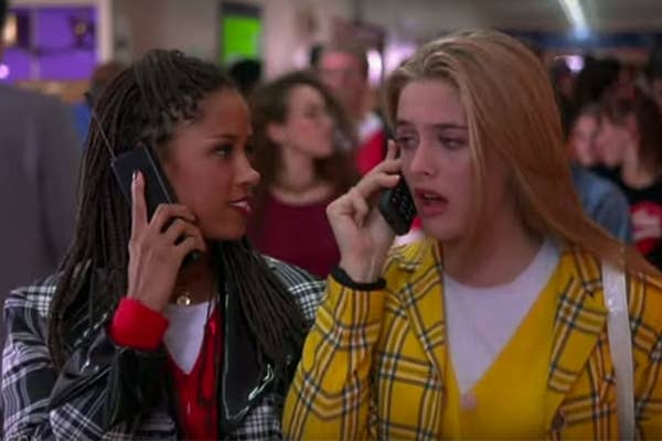 25 things 90s movies big cell phones clueless