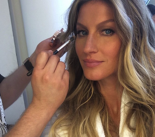 Gisele Bundchen charging $700 for coffee table book full of her modeling  photos – New York Daily News