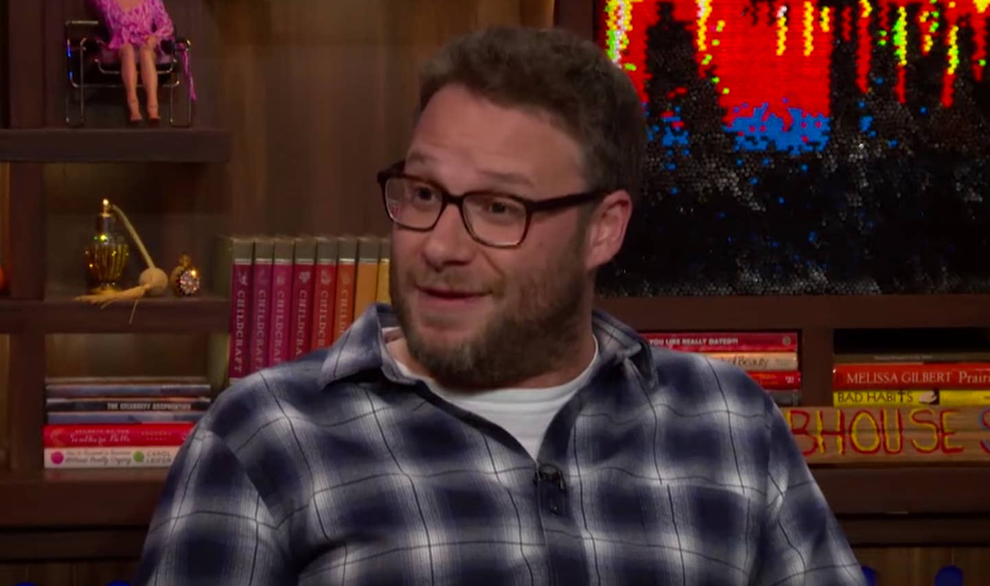 Seth Rogen compares Bieber and Bloom body parts.
