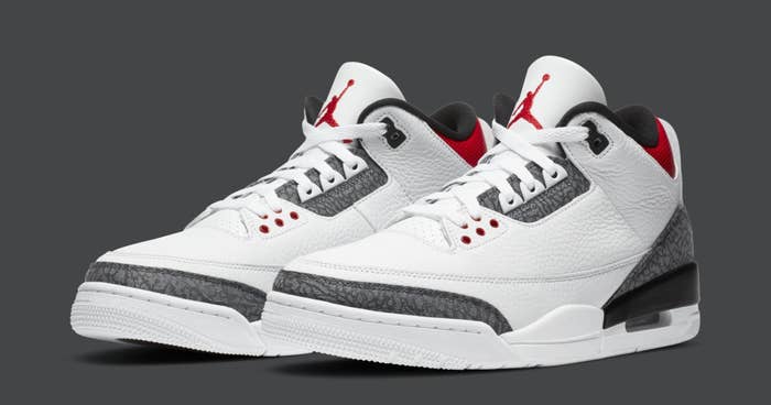 Air Jordan 3 Retro SE T CO.JP &#x27;White/Fire Red/Black&#x27; CZ6433 100 (Pair)