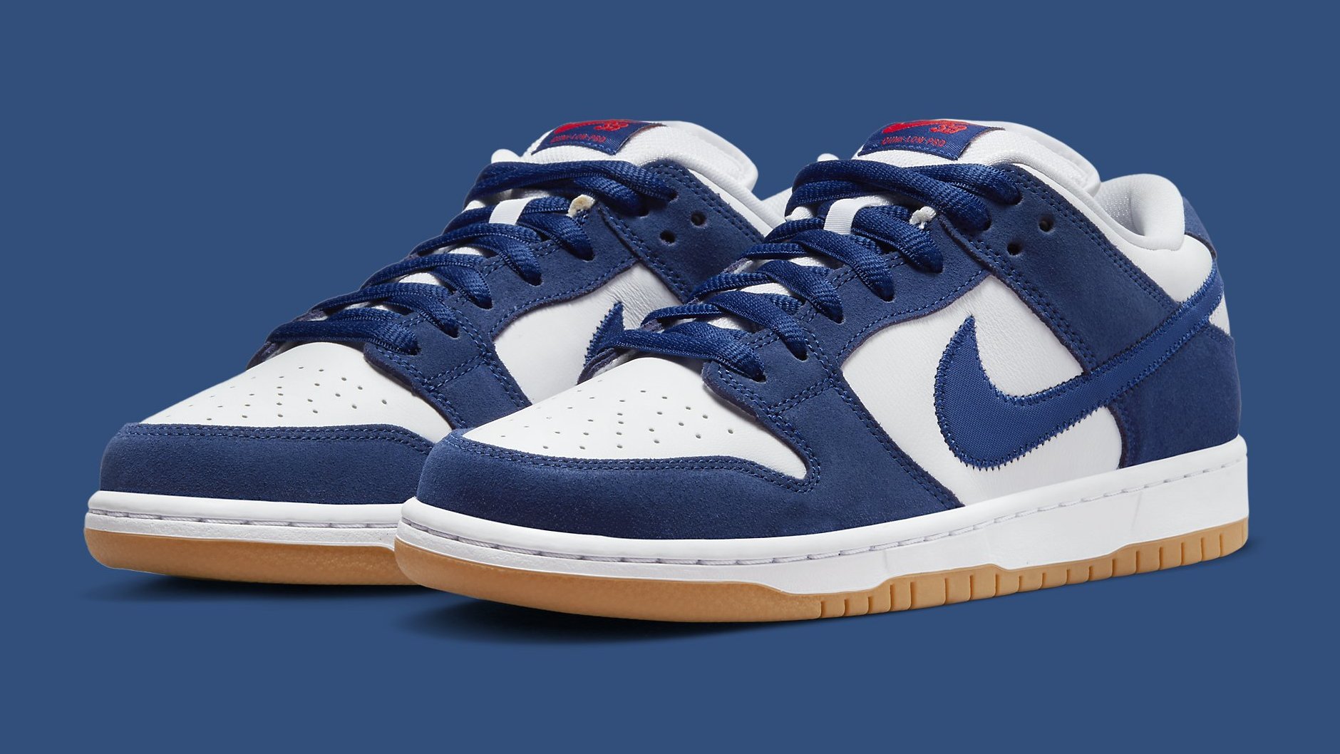 Missend Victor Bevatten Dodger Blue Covers This New Nike SB Dunk Low | Complex