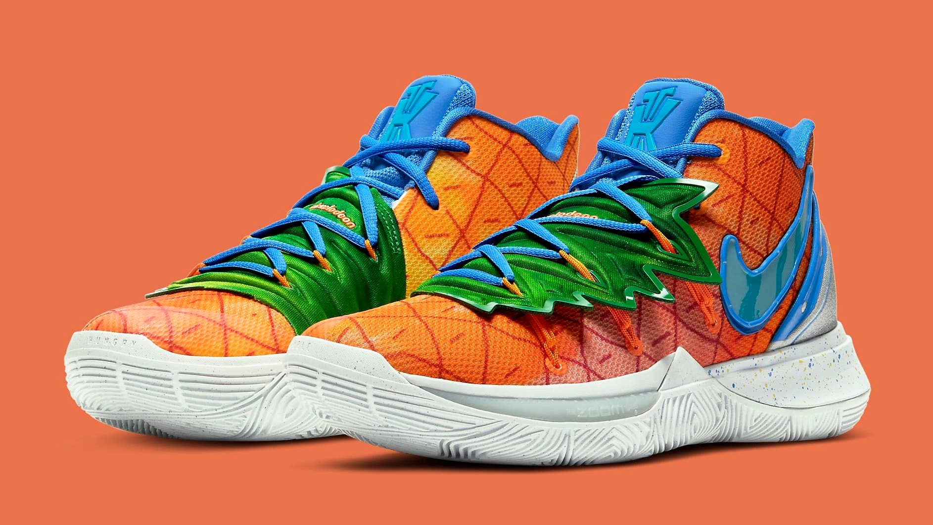 commando Wauw drie Pinapple House' SpongeBob x Kyrie 5s Are for NBA Opening Night | Complex