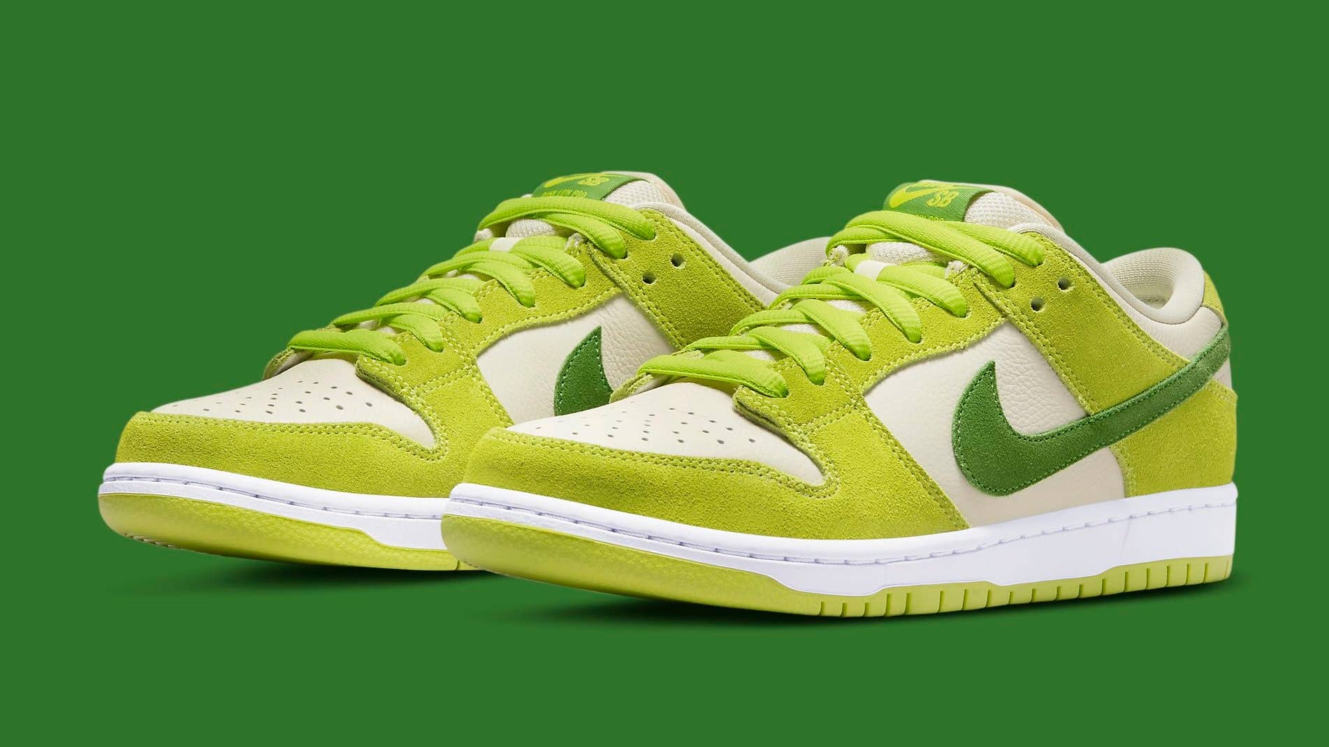 Best Look Yet At The 'Green Apple' Nike Sb Dunk | Complex