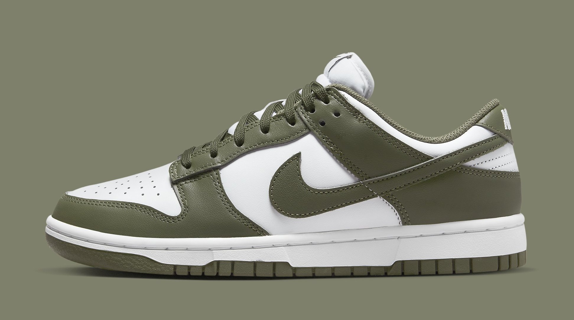 Nike Dunk Low &#x27;Medium Olive&#x27; DD1503 120 Lateral