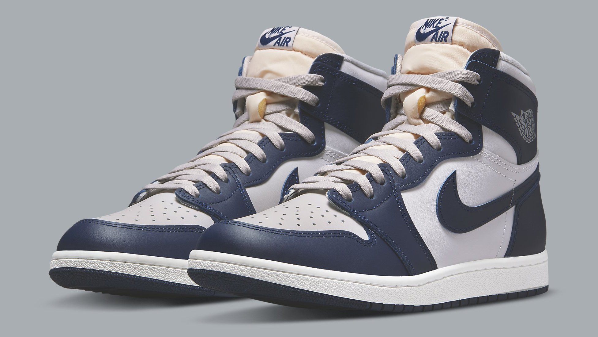 Jordan 1 hotsell navy and white