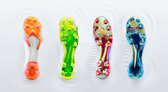 Nike &#x27;World Cup&#x27; Football Pack