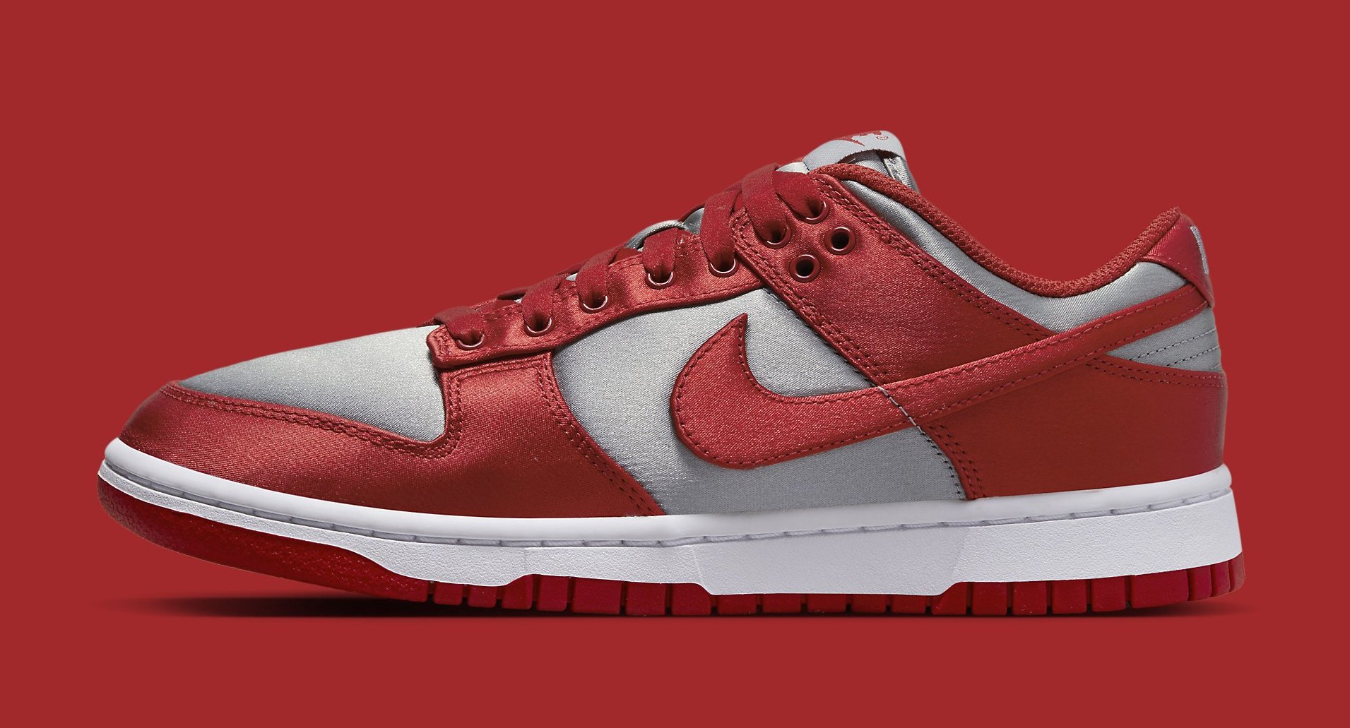 Nike Dunk Low Satin Women&#x27;s &#x27;UNLV&#x27; DX5931 001 Lateral