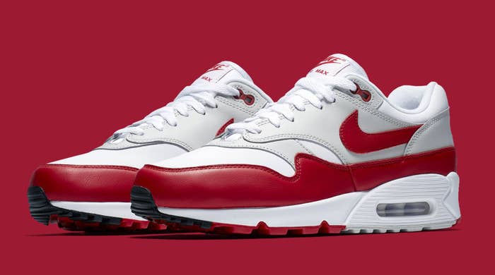 Nike Air Max 90/1 &#x27;White/Red&#x27; AJ7695 100 (Pair)