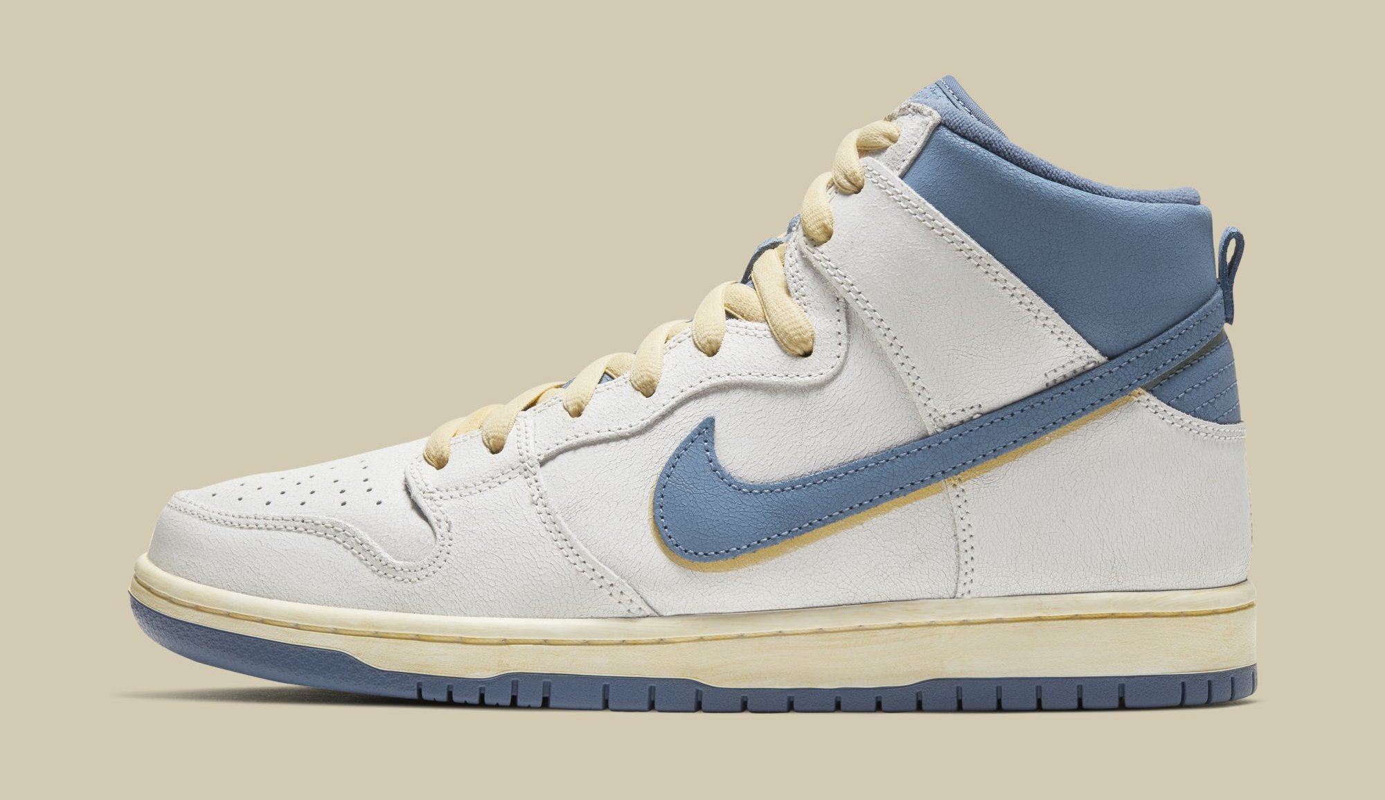 The Nike Dunk silhouettes have resurged in a major way over the last few  years - 400 Pants Date