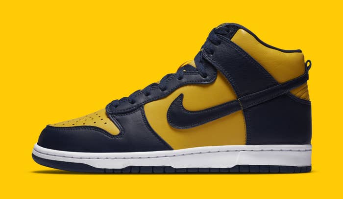 Nike Dunk High SP &#x27;Michigan&#x27; CZ8149 700 Lateral