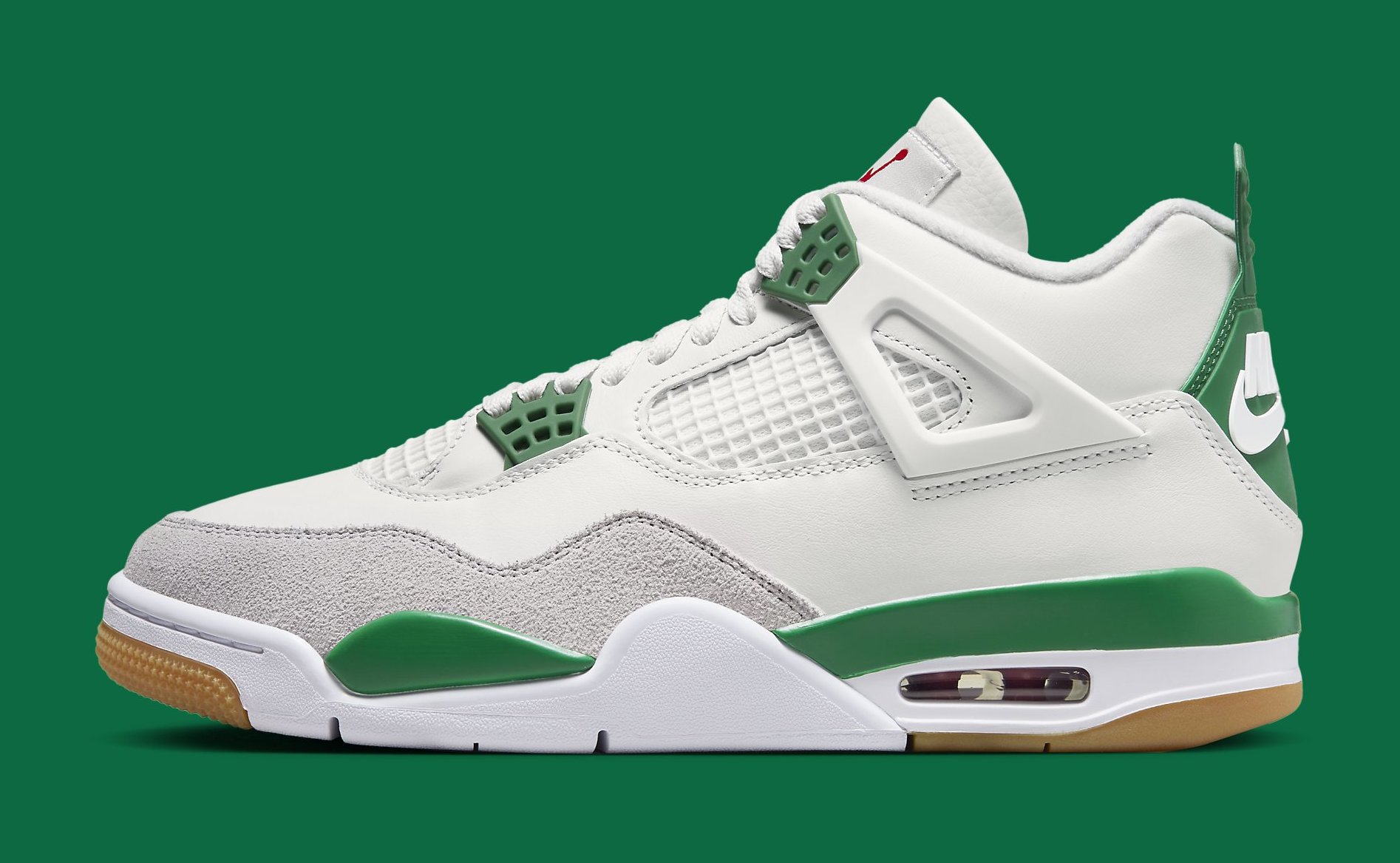 Nike SB x Air Jordan 4 &#x27;Pine Green&#x27; DR5415 103 Lateral