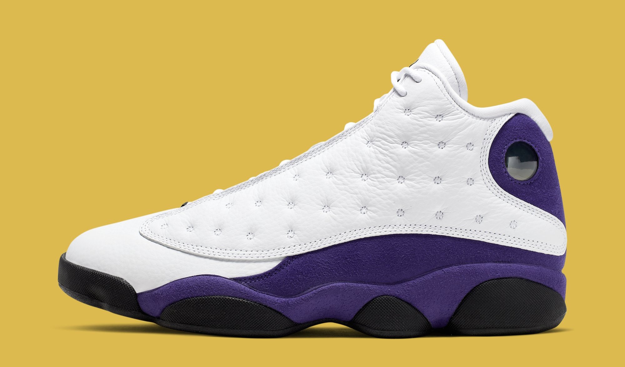 Air Jordan 13 &#x27;Lakers&#x27; White/Black/Court Purple/University Gold 414571 105 (Lateral)