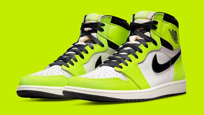 Air Jordan 1 High &#x27;Visionaire&#x27; 555088 702 Pair