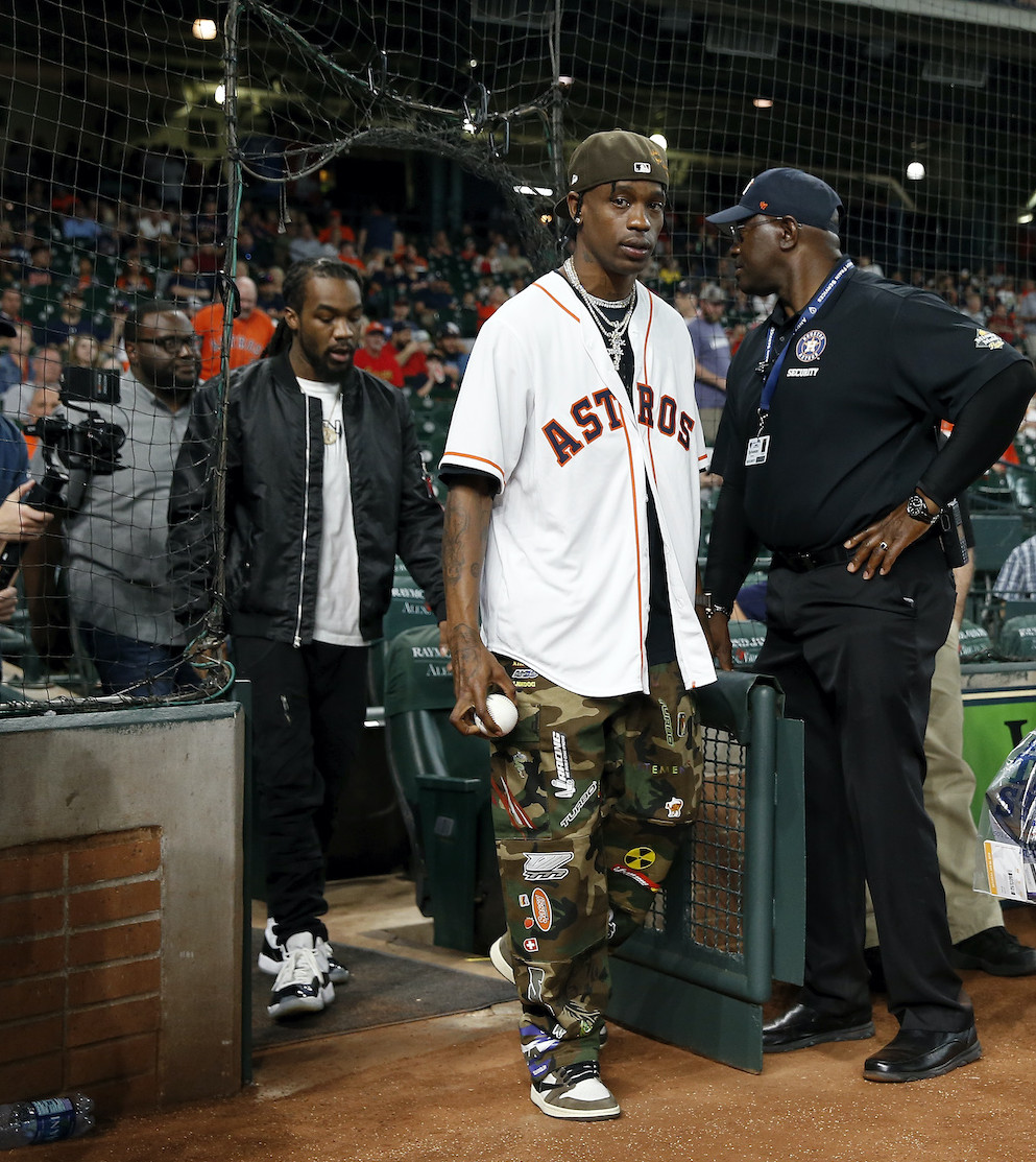 outfit how to wear a baseball jersey