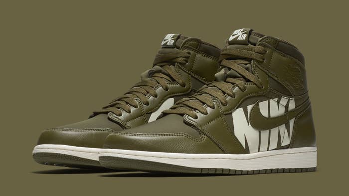 Air Jordan 1 &#x27;Nike Air Pack/Olive&#x27; 555088 300 (Pair)