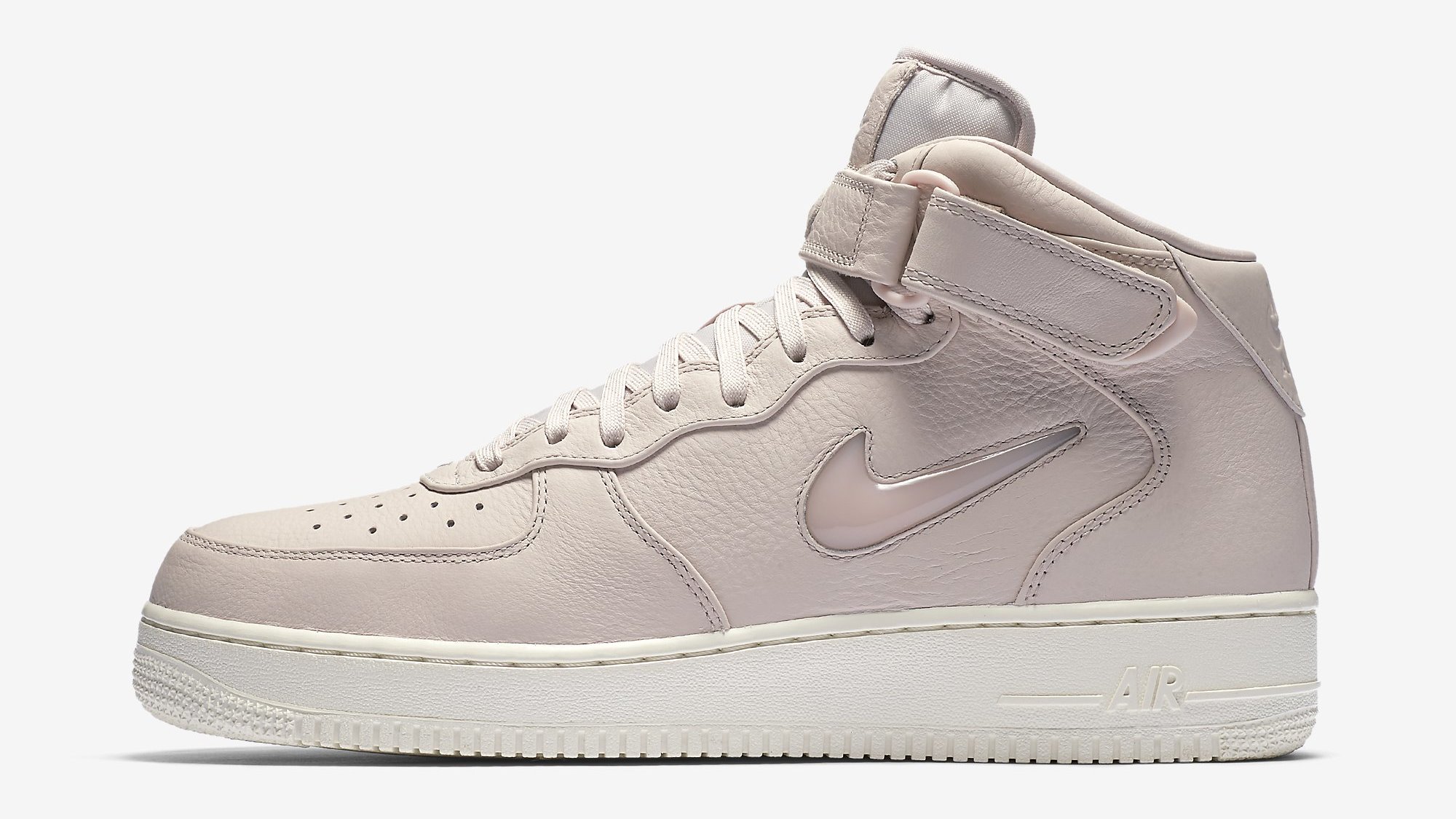 NikeLab Air Force 1 Mid Jewel &quot;Pearl Pink&quot; profile
