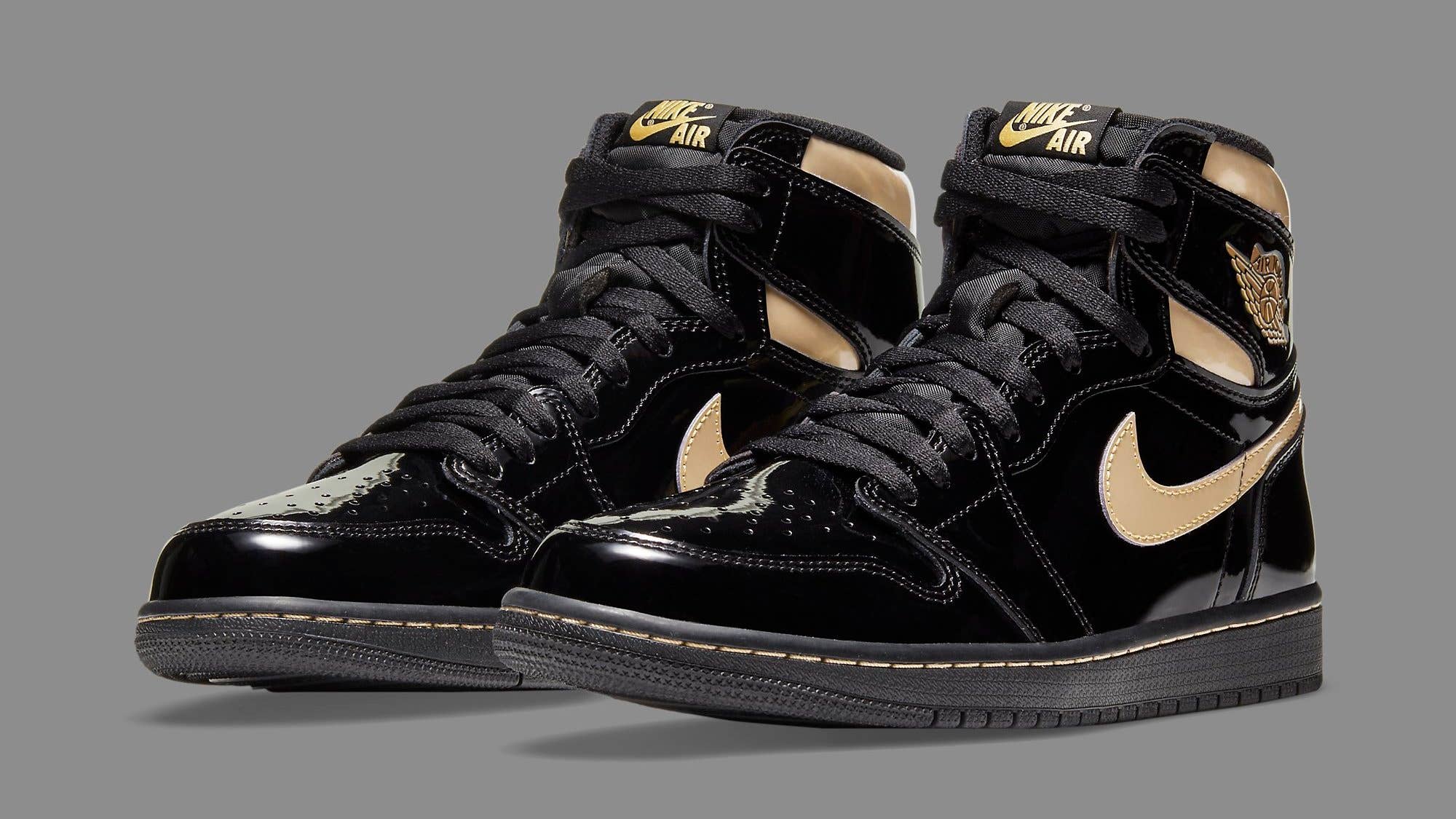 Air Jordan 1 Top 3 Black/Gold On-Feet Shots