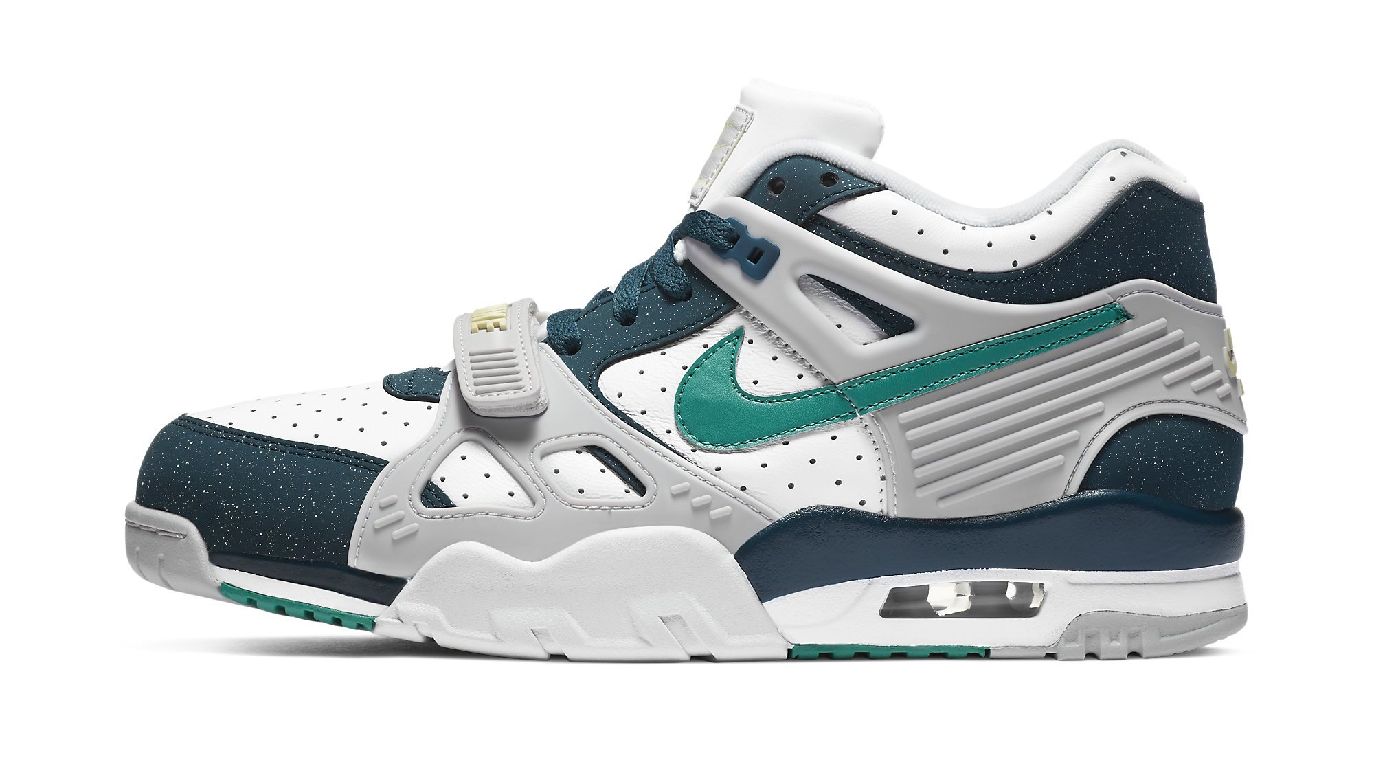 Nike Air Trainer 3 CZ3568 100 Lateral