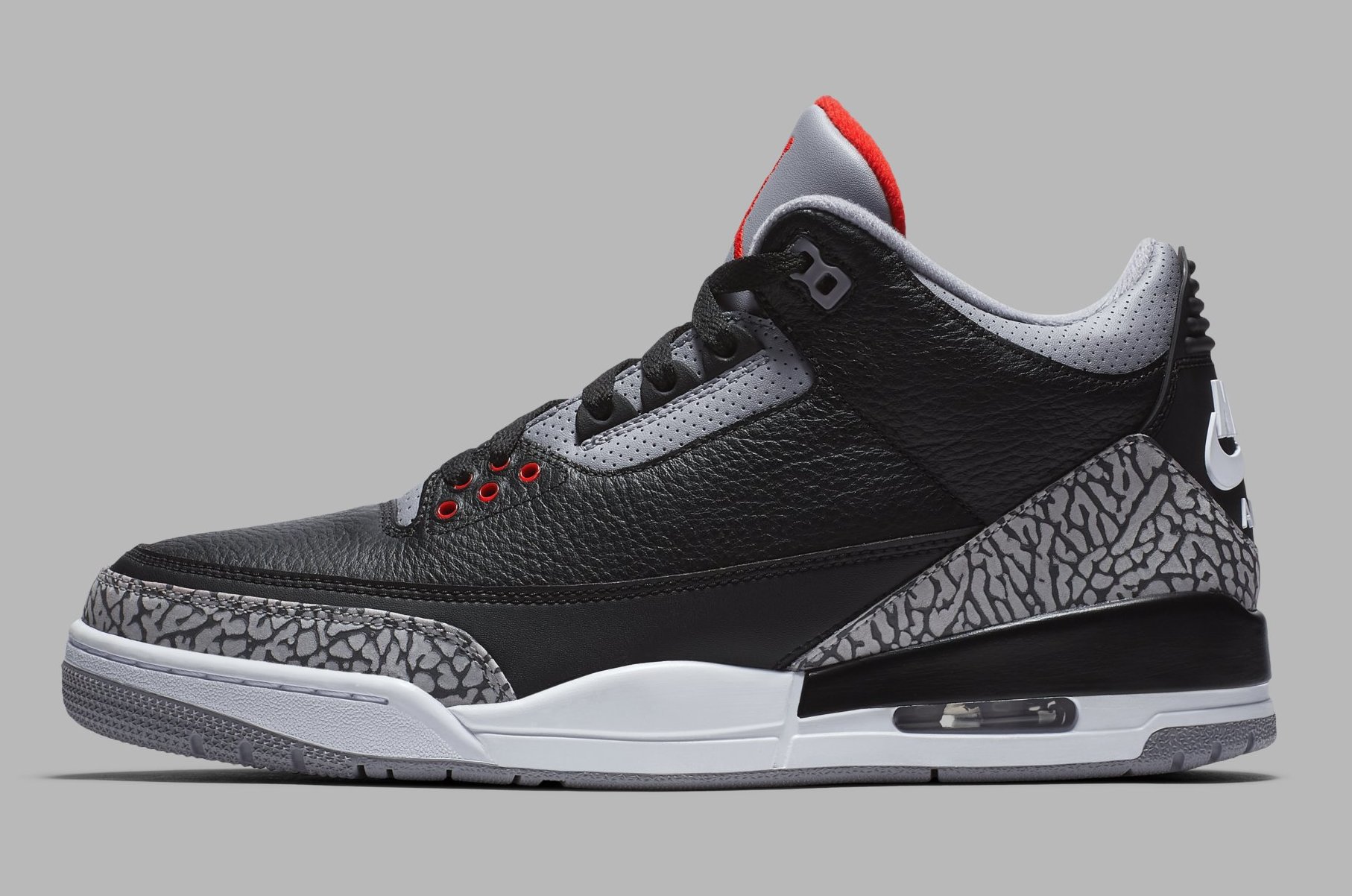 Air Jordan 3 Black/Cement Grey White Fire Red 854262 001 (Lateral)