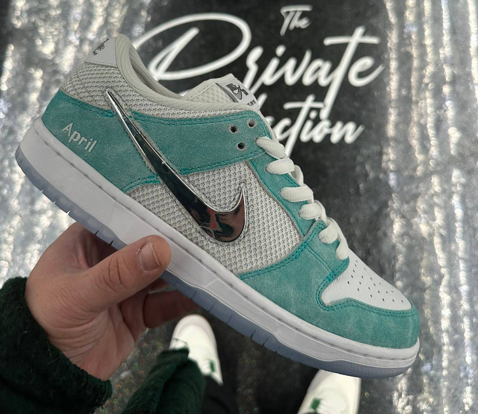 Pijler voormalig helemaal First Look at the April Skateboards x Nike SB Dunk Collab | Complex