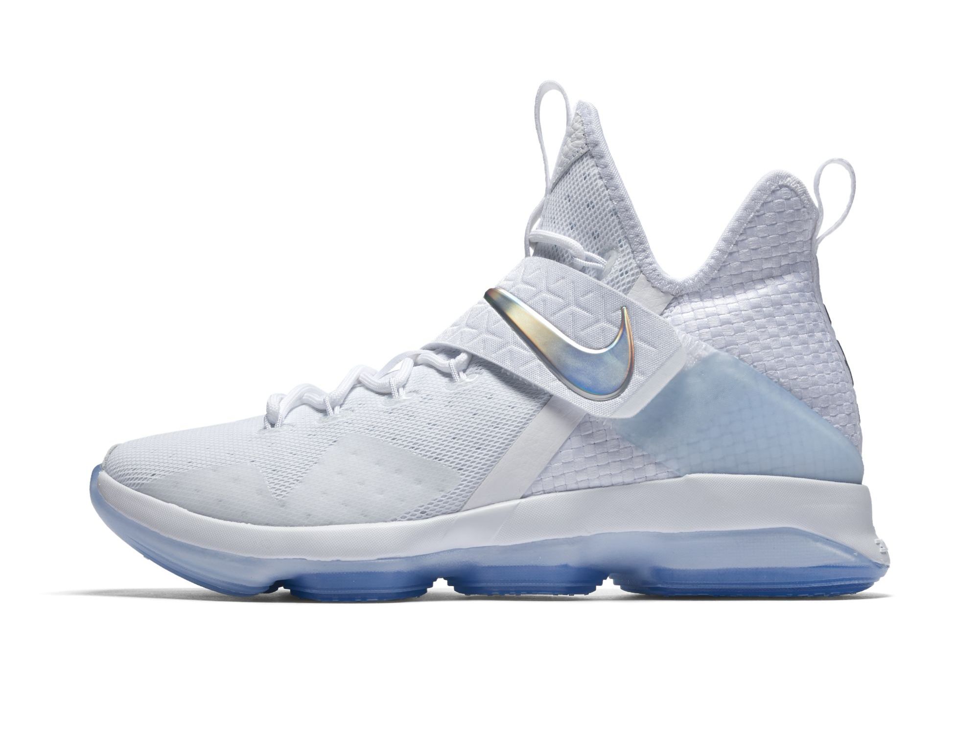 Lebron witness store 3 march madness