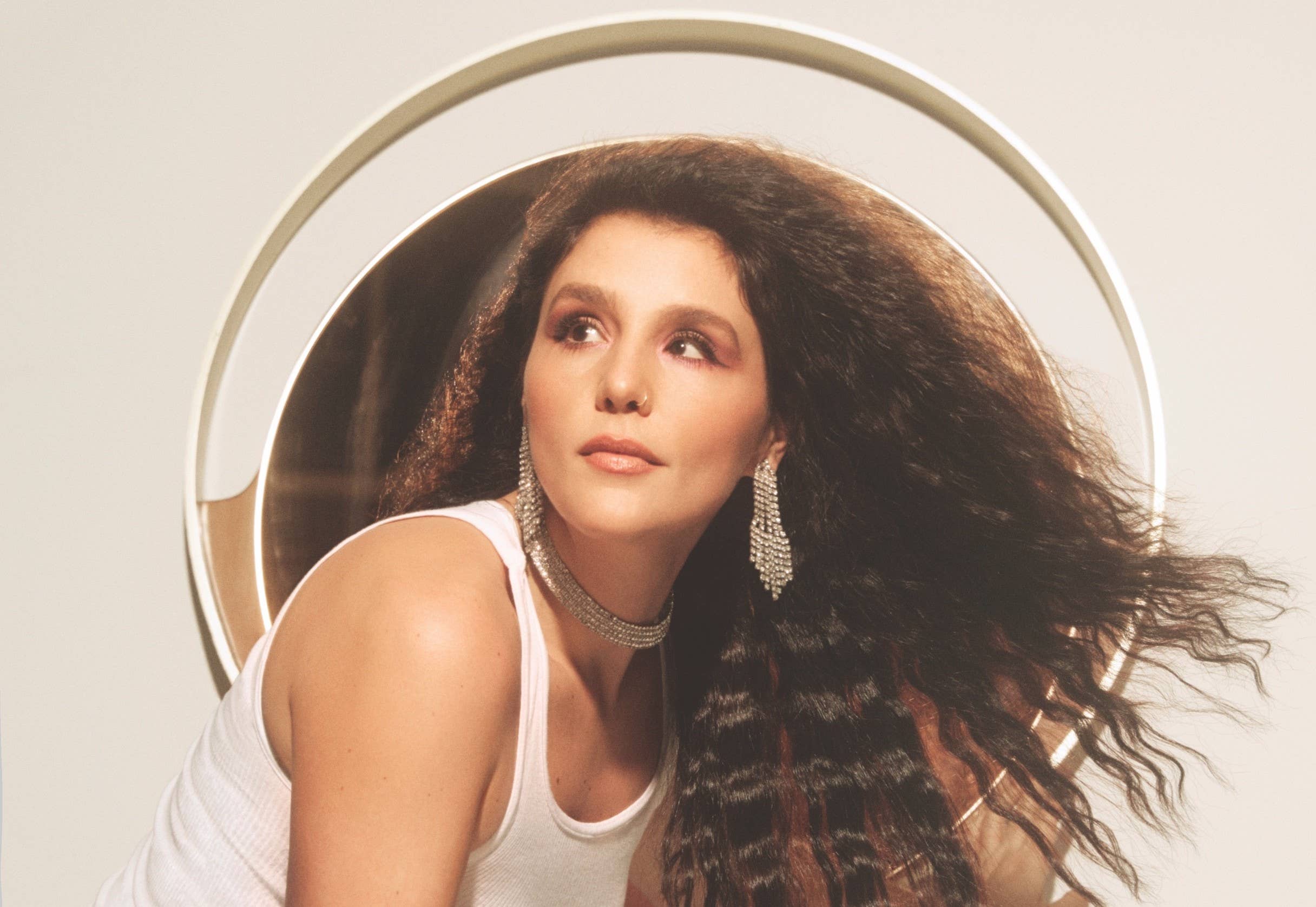 Jessie Ware Wants Her New Music To Make You Come Alive | Complex