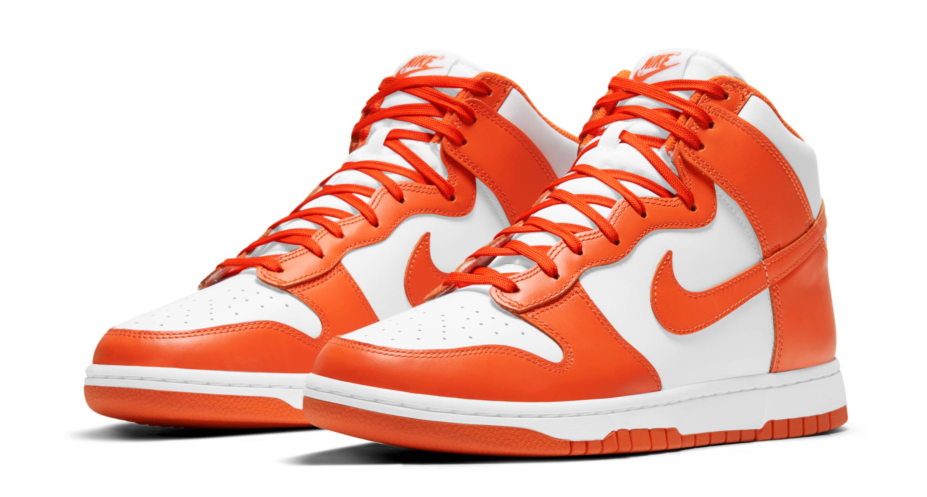 Nike Dunk High White/Orange Blaze Pair