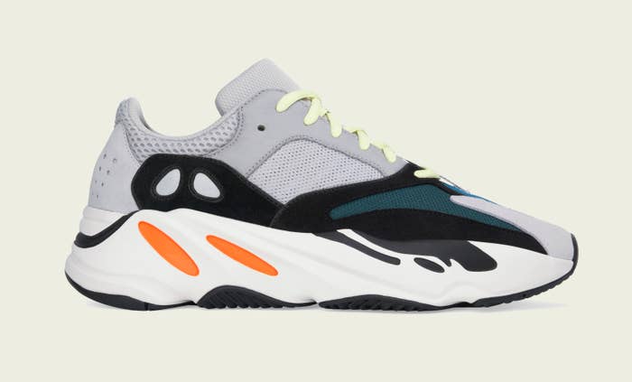 Adidas Yeezy Boost 700 &#x27;Wave Runner&#x27; B75571 (Lateral)