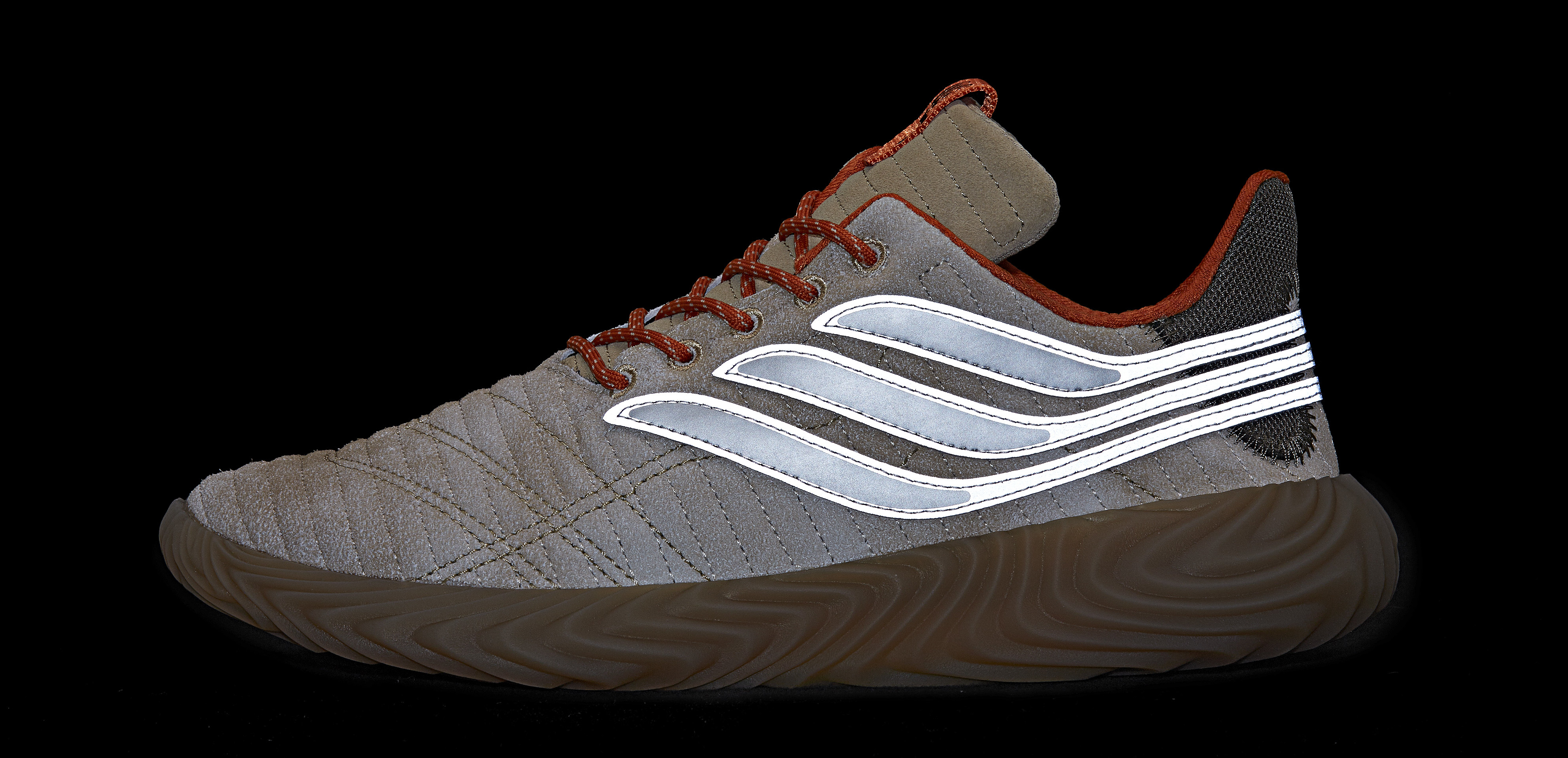 versterking ingenieur Kleuterschool Bodega Reworks Adidas' Soccer-Inspired Sneakers | Complex