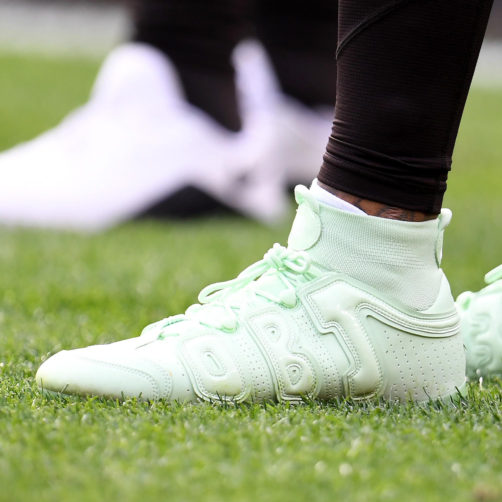 What Pros Wear: Odell Beckham Jr.'s Nike Vapor Beckham Kobe