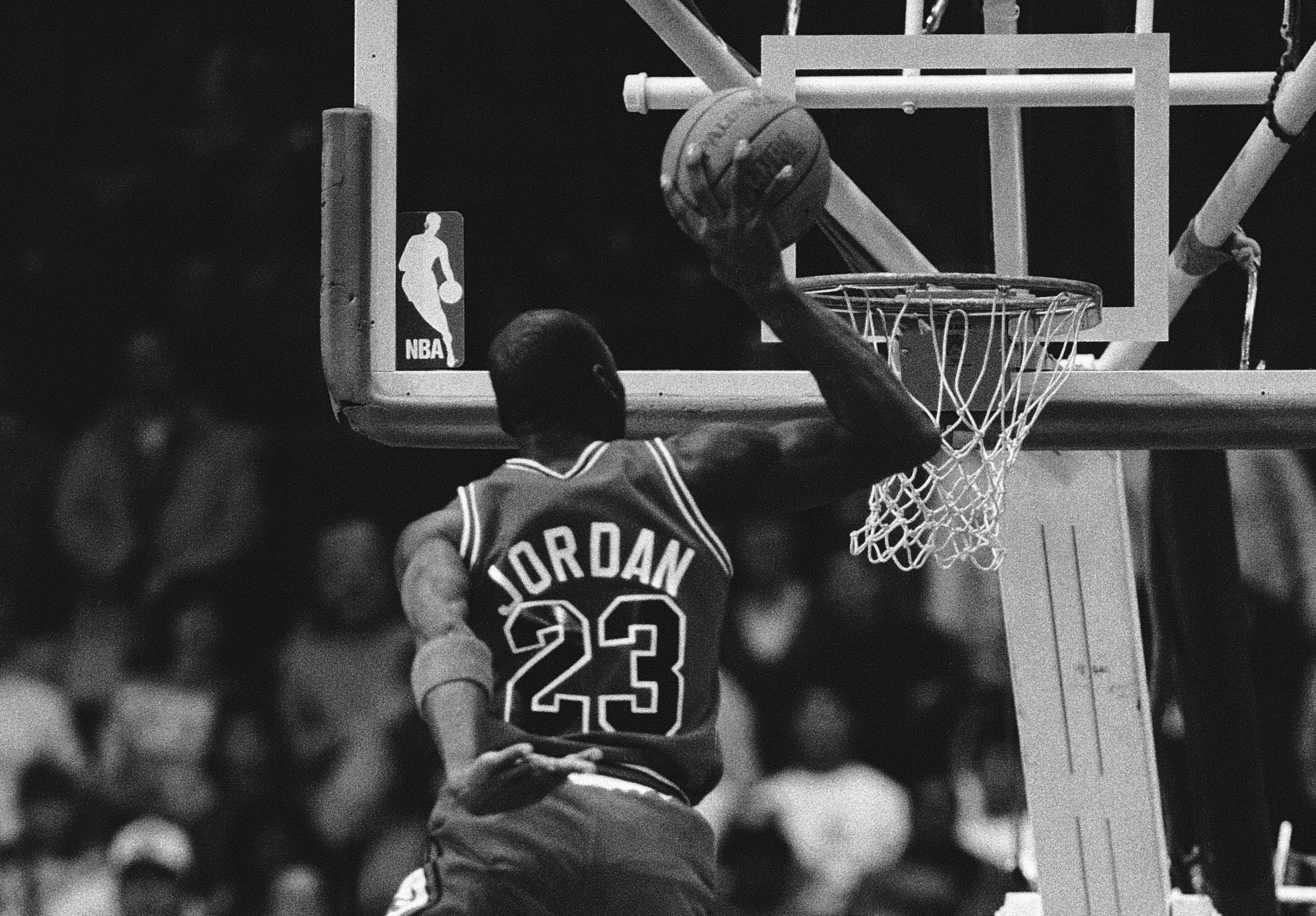 michael jordan dunk