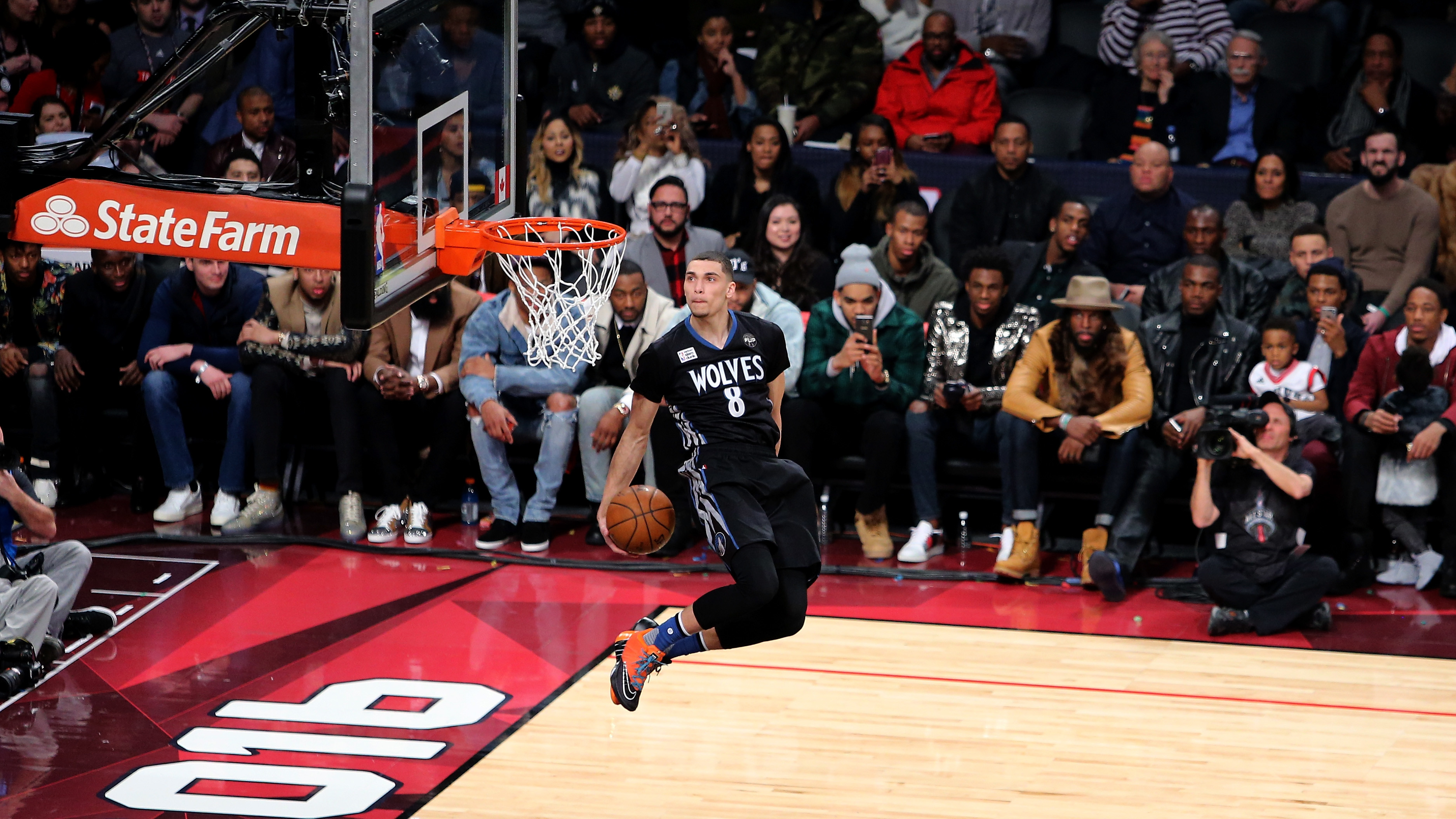 Zach LaVine in the 2016 NBA Slam Dunk Contest