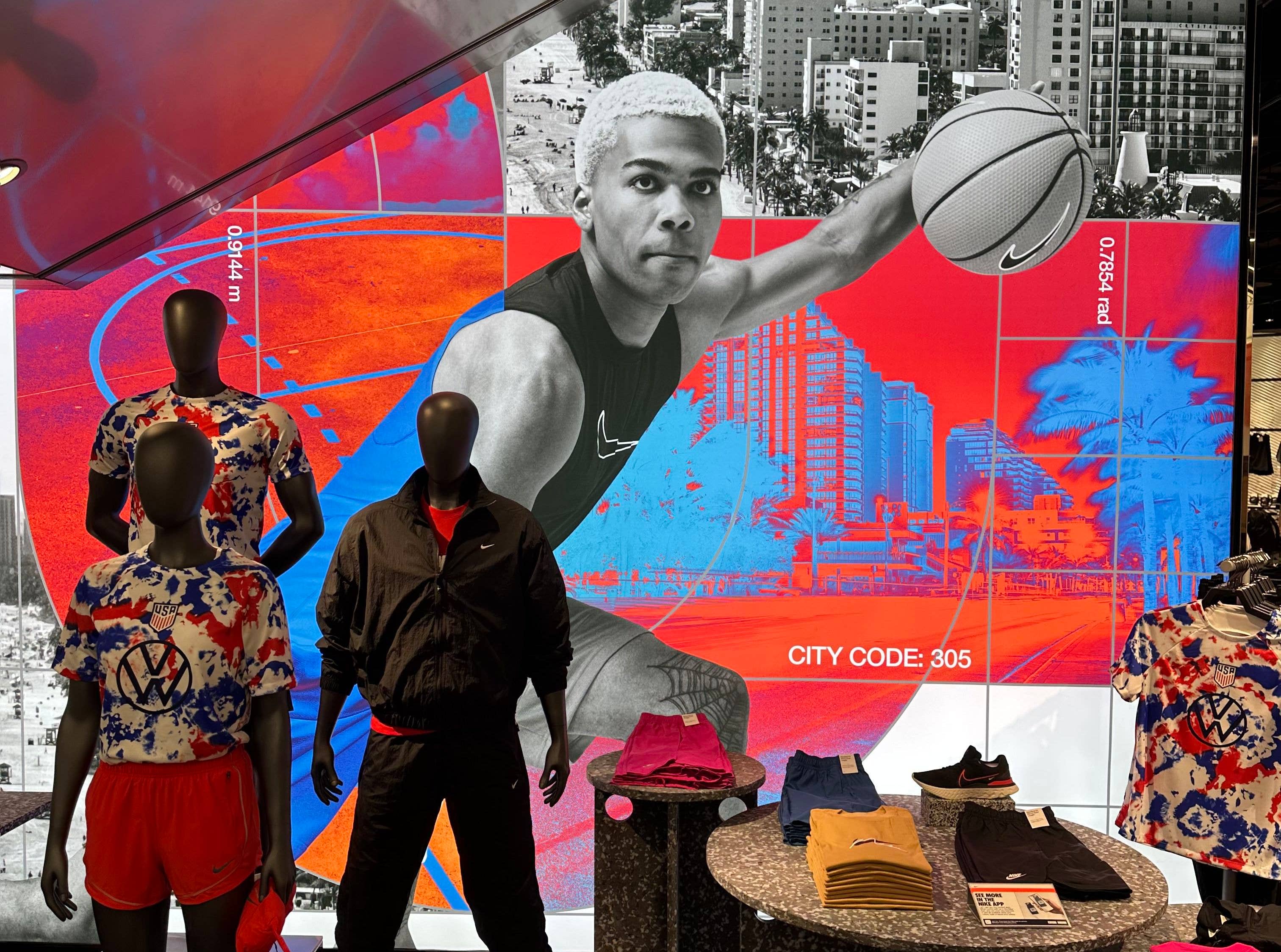 Nike Opens Rise Concept Shop Inside Miami's Aventura Mall – Footwear News